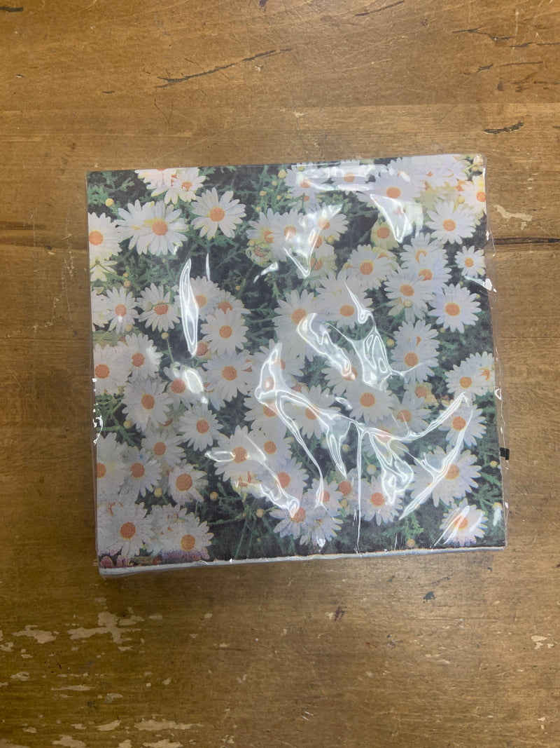Field of daisies | Luncheon 3 ply