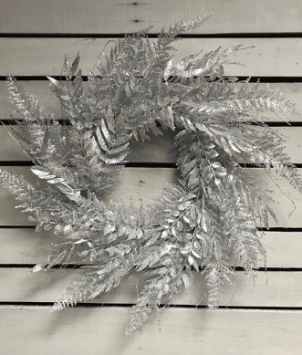 Silver Sparkle Lace Fern Huckleberry Wreath | 24”
