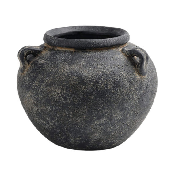 Black Low Round Terracotta