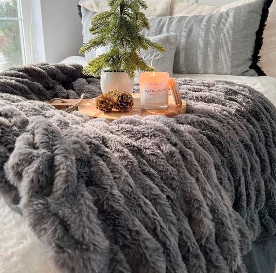 Faux Fur Throw Blanket
