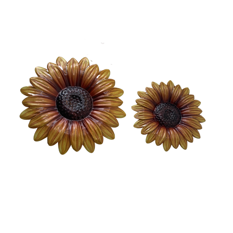 Indoor/Outdoor Metal Sunflowers Wall Decor