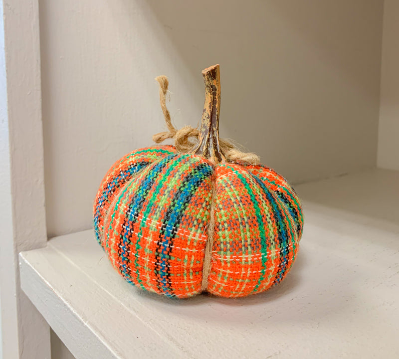 Small Plaid Pumpkin