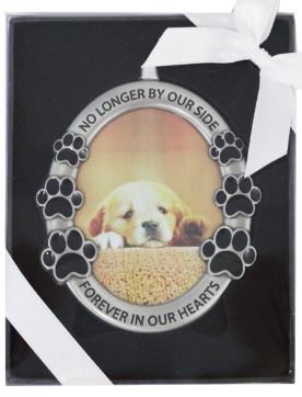 Oval Paw Prints Frame