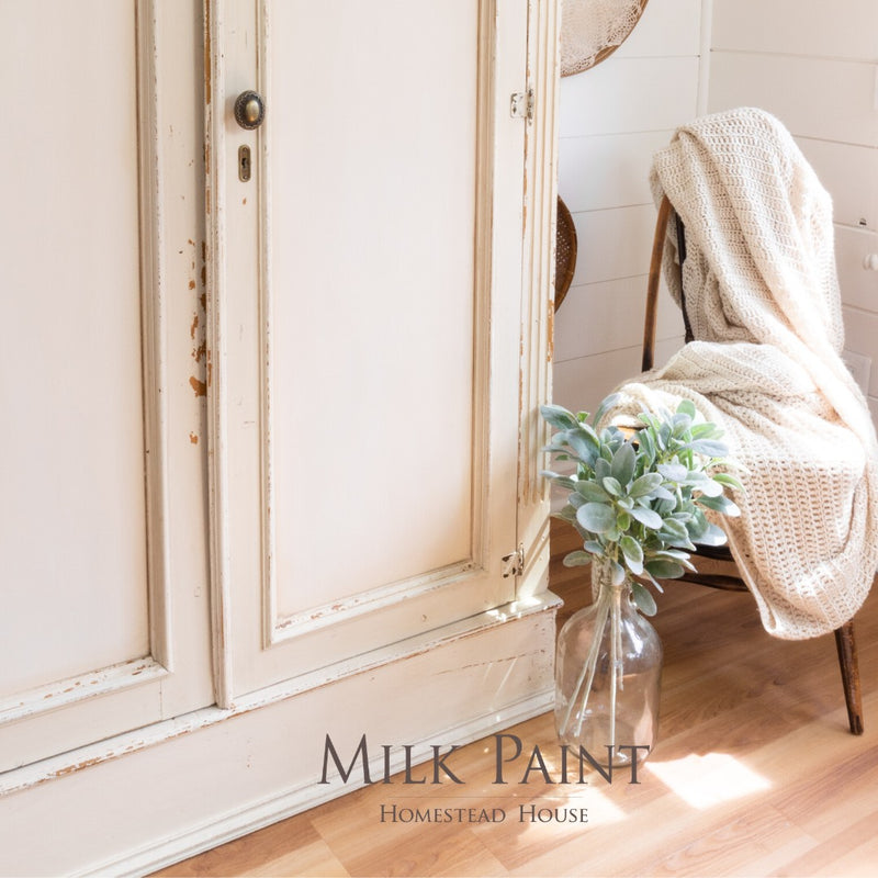 Combed Wool | Milk Paint