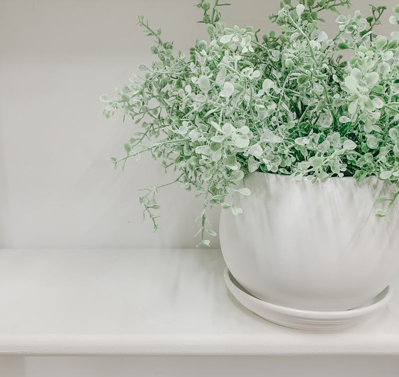 White Round Matte Vase with Saucer