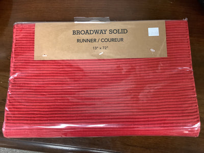 Broadway Solid Runners